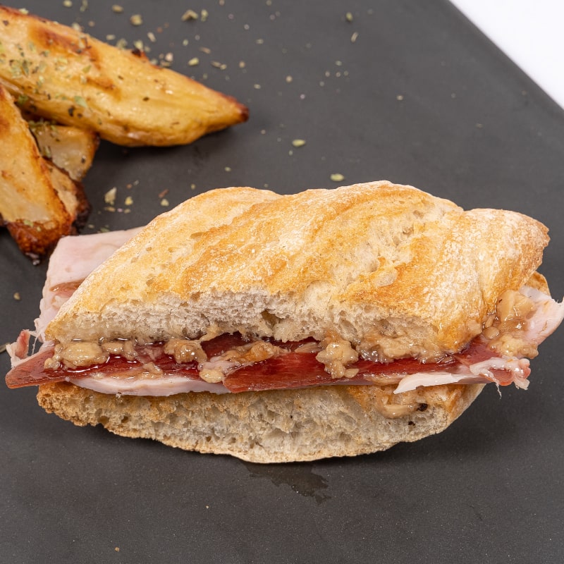 Montadito de Lomo al Whisky con Jamon (20 unid)